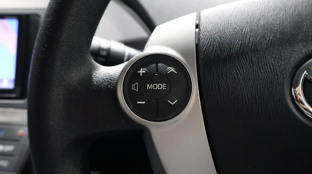 2013 Toyota Prius S Model image 339157