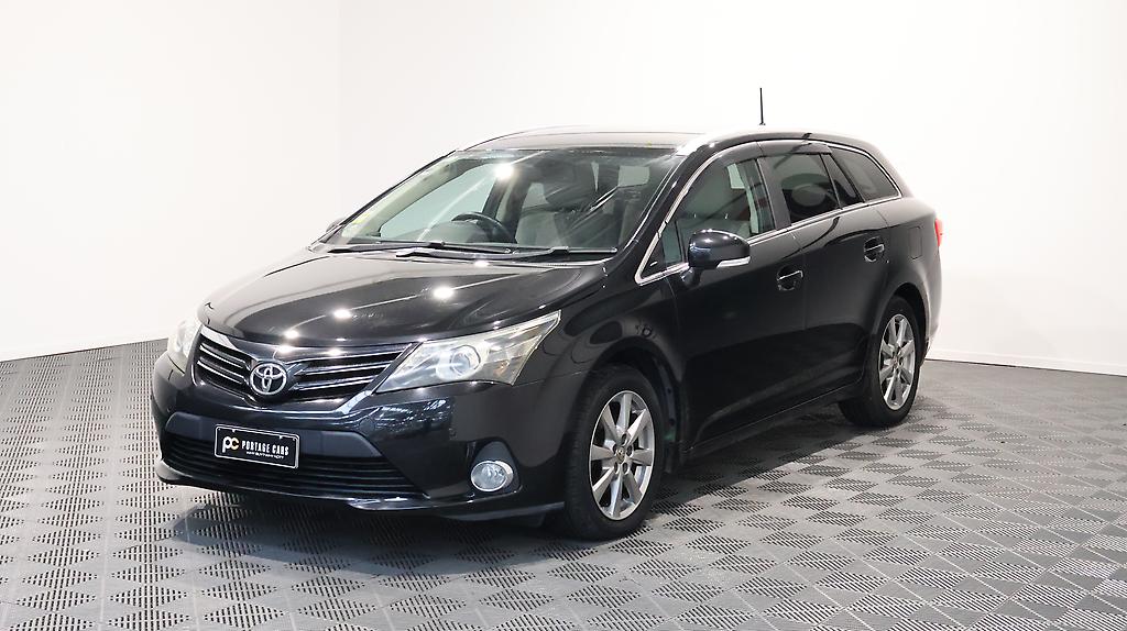2013 Toyota Avensis Wagon Push Start with Cruise Control image 339454