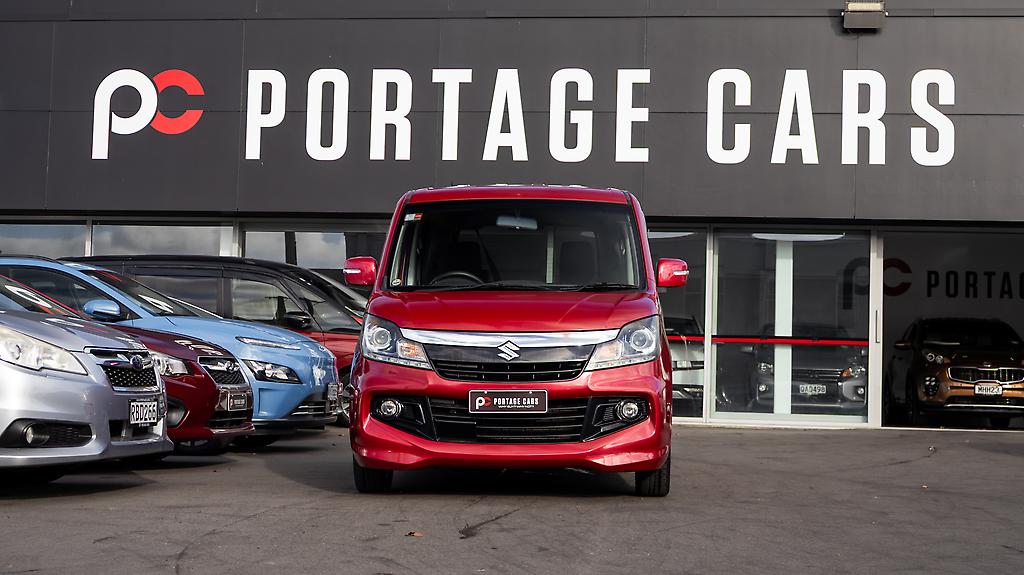 2015 Suzuki Solio Hot red EDITION image 340412