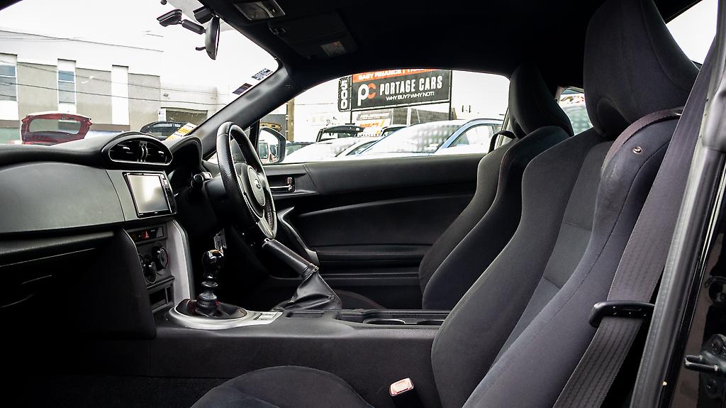 2013 Subaru Brz 6spd Manual sports, Rear sports bar , reverse camera image 338447
