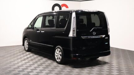 2013 Nissan Serena Hybrid Highway Star image 339523