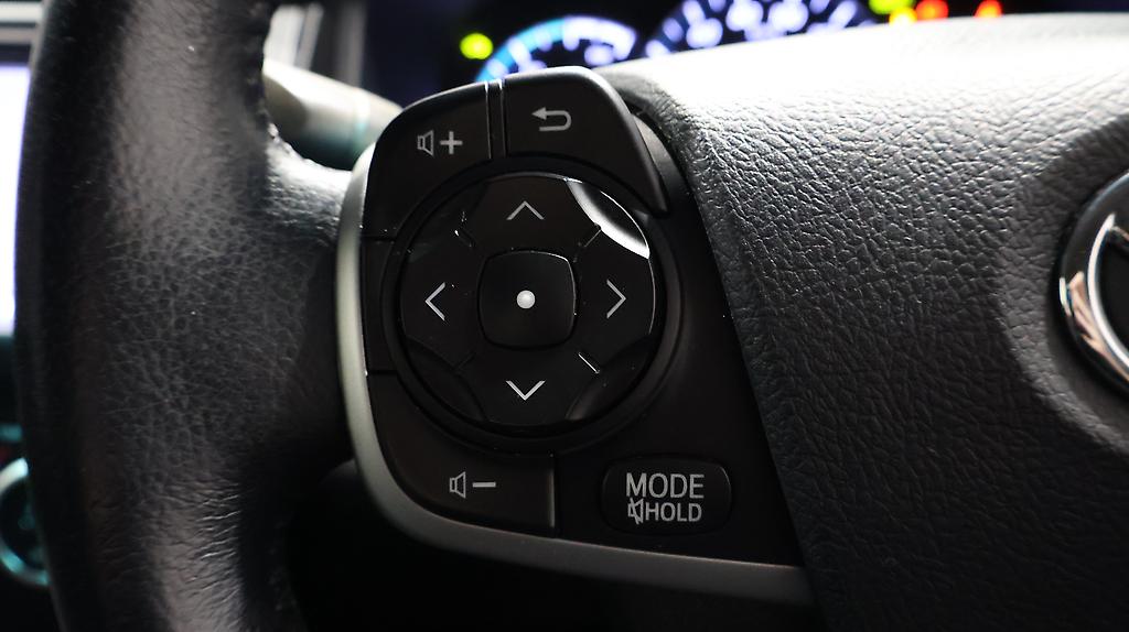 2012 Toyota Camry Hybrid G Package with Cruise Control image 340352