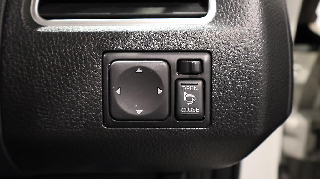 2015 Nissan Serena Hybrid Highway Star S image 340307