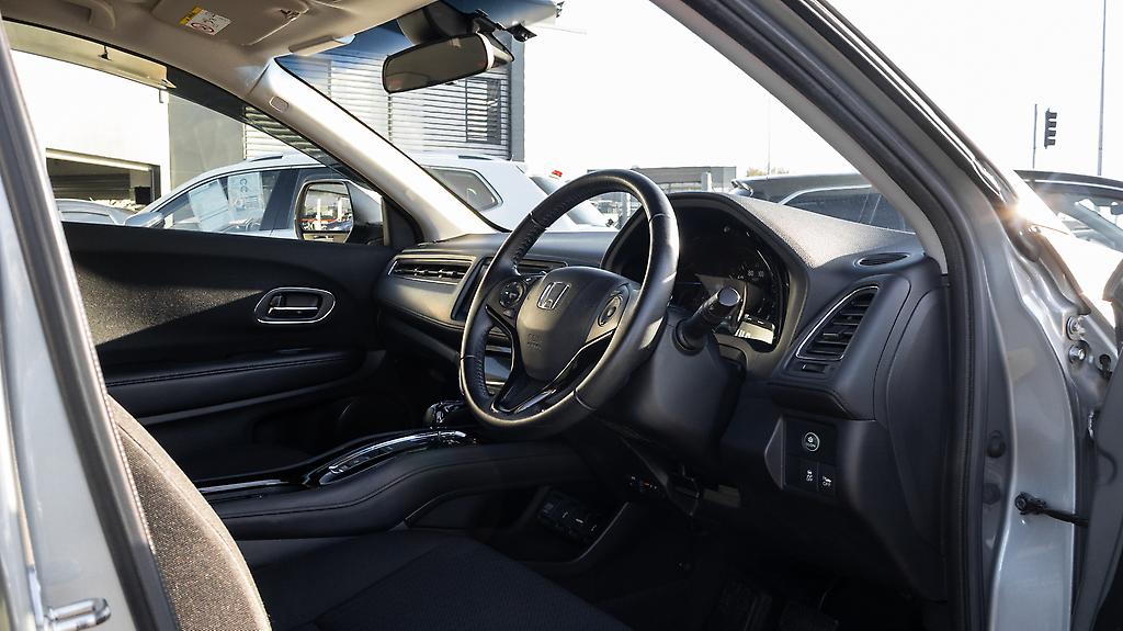 2015 Honda Vezel Hybrid Hybrid X image 338786