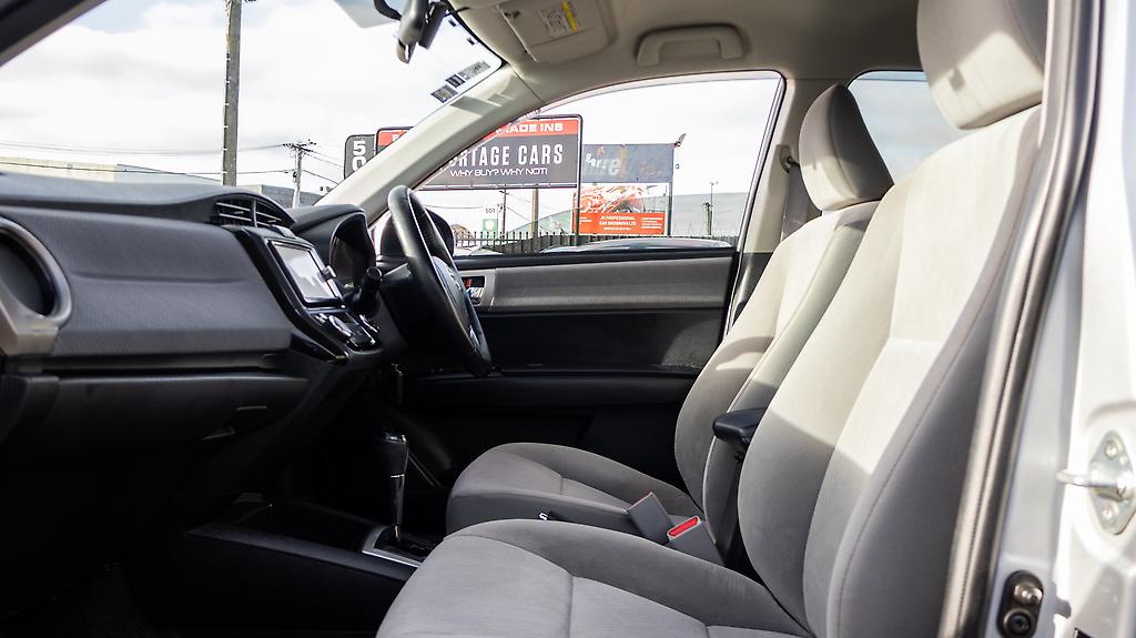 2013 Toyota Corolla AXIO Fielder Sedan Version image 340443