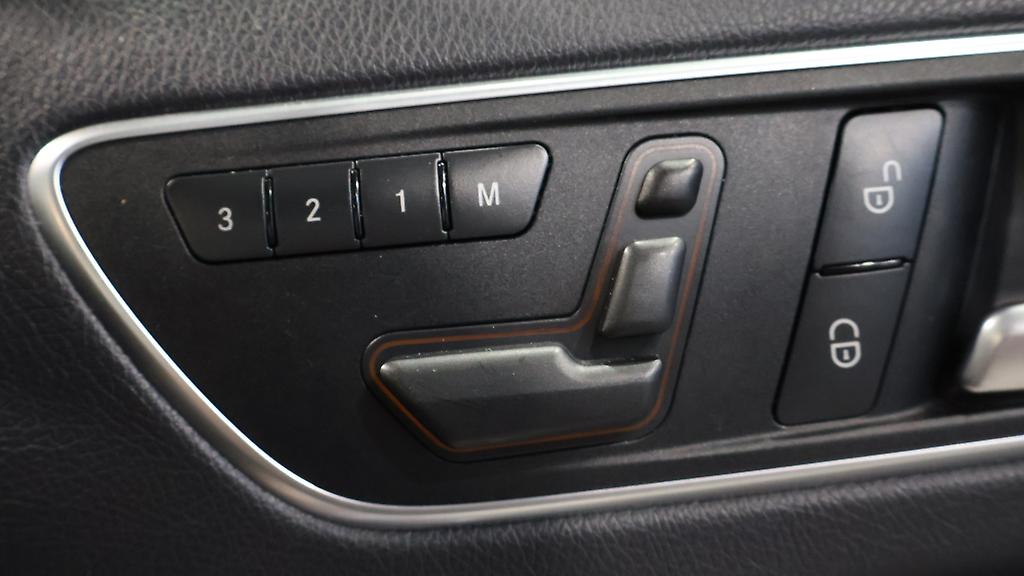2014 Mercedes-benz A 180 Leather, Electric, Heated Seats image 337132