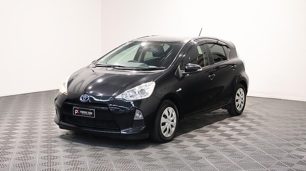 2013 Toyota Aqua image 338339