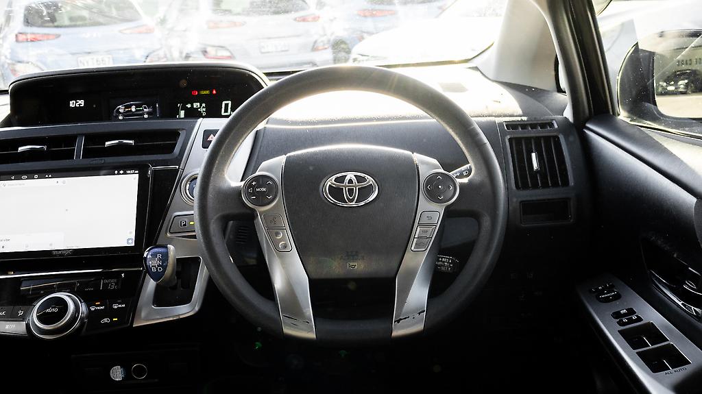 2018 Toyota Prius ALPHA HYBRID image 336631