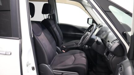2012 Nissan Serena Hybrid Highway Star S image 337927