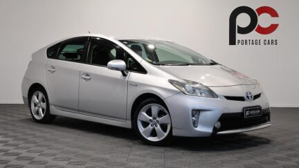2013 Toyota Prius S Model image 339140