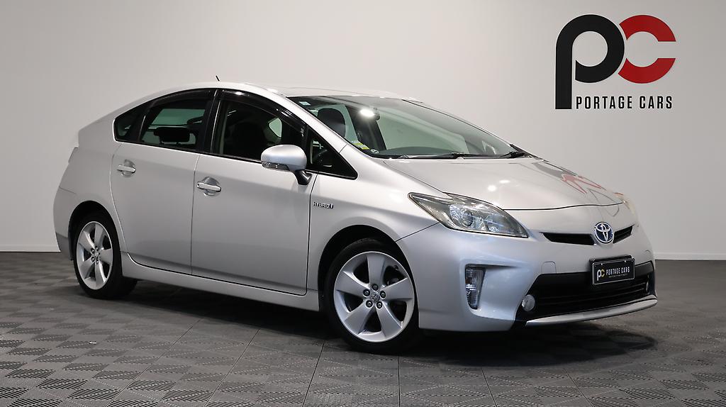 2013 Toyota Prius S Model image 339139