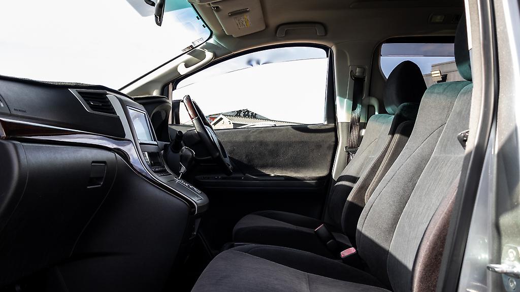 2012 Toyota Vellfire  7 Seater 2.4Z Power sliding door image 337198