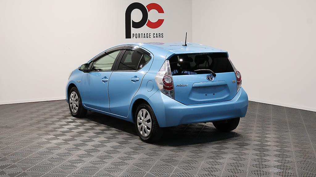 2014 Toyota Aqua Push Button Start image 339411