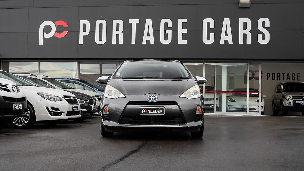 2012 Toyota Aqua G Hybrid image 336900