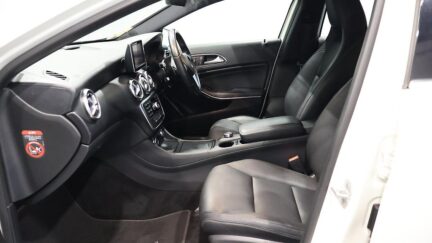 2014 Mercedes-benz A 180 Leather, Electric, Heated Seats image 337123