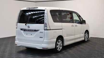 2013 Nissan Serena Hybrid Highway Star S Aero image 336643