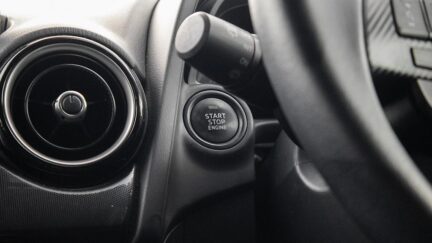 2015 Mazda Demio 13S I stop image 336876