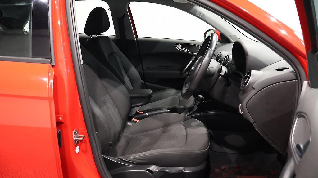 2013 Audi A1 1.4TFSI image 338587