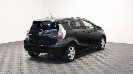 2013 Toyota Aqua G Model image 339571