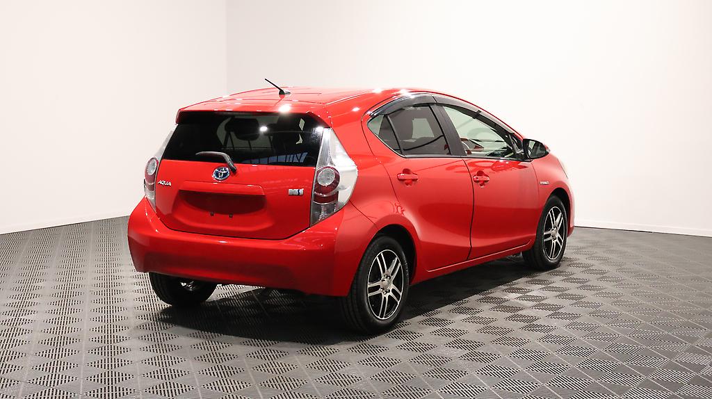 2013 Toyota Aqua image 338172