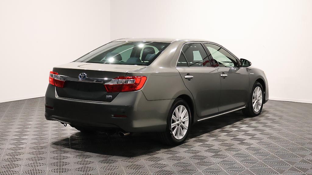 2012 Toyota Camry Hybrid G Package with Cruise Control image 340337