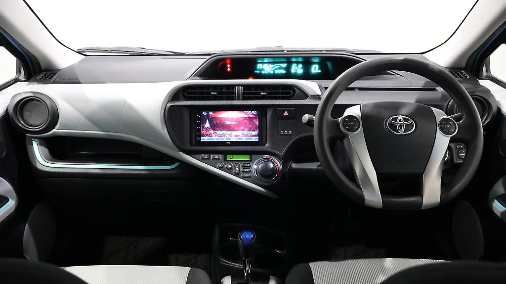 2012 Toyota Aqua Push Button Start image 338323