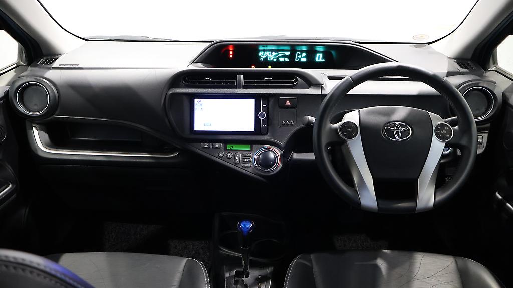2013 Toyota Aqua Hybrid G Black Soft Leather Selection image 339875