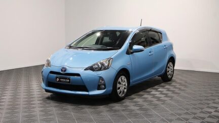 2014 Toyota Aqua Push Button Start image 339410