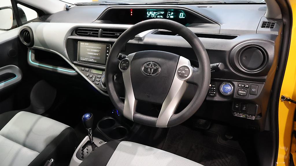2012 Toyota Aqua S Model + Alloys image 339810