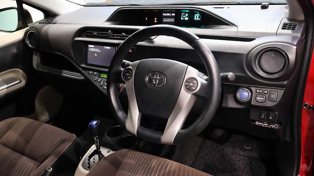 2012 Toyota Aqua G Model image 337147