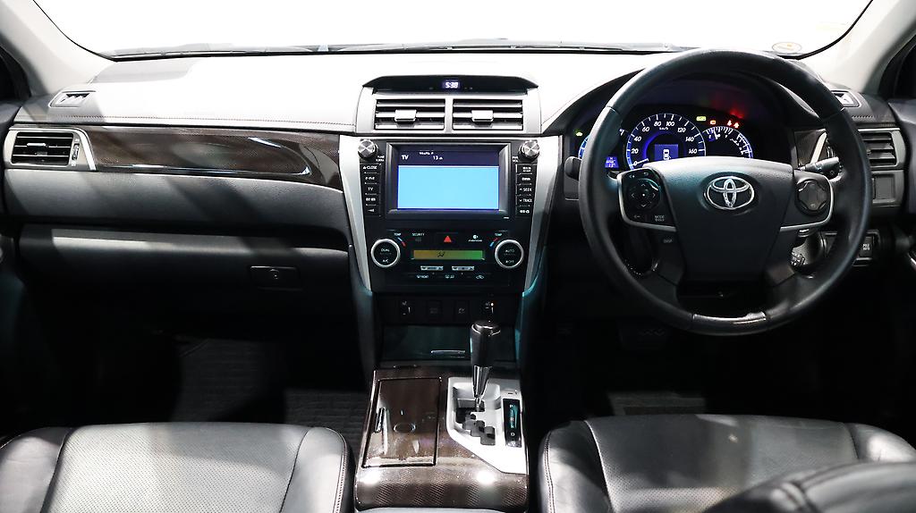 2012 Toyota Camry Hybrid Leather-PKG with Cruise Control image 339355