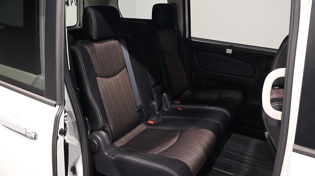 2015 Nissan Serena Hybrid Highway Star S image 340298