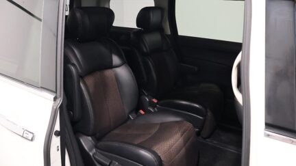 2012 Nissan Elgrand 250 Highway Star Chrome image 337443