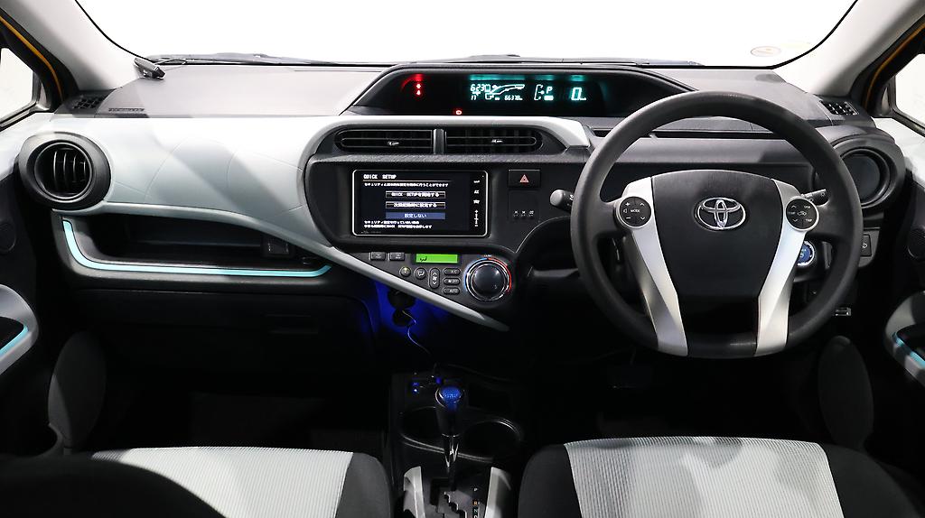 2012 Toyota Aqua S Model + Alloys image 339809