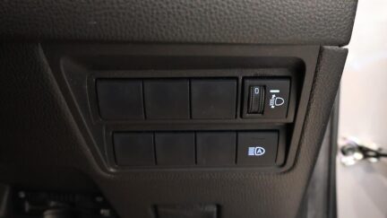 2020 Toyota Yaris Push Button Start + Reverse Camera image 340511