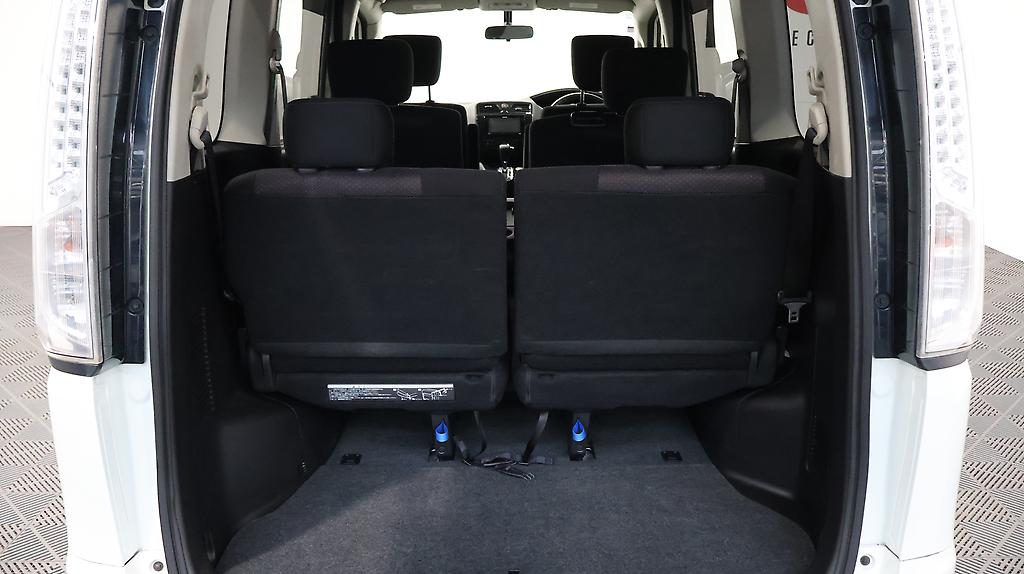 2013 Nissan Serena Hybrid Highway Star S Aero image 336645