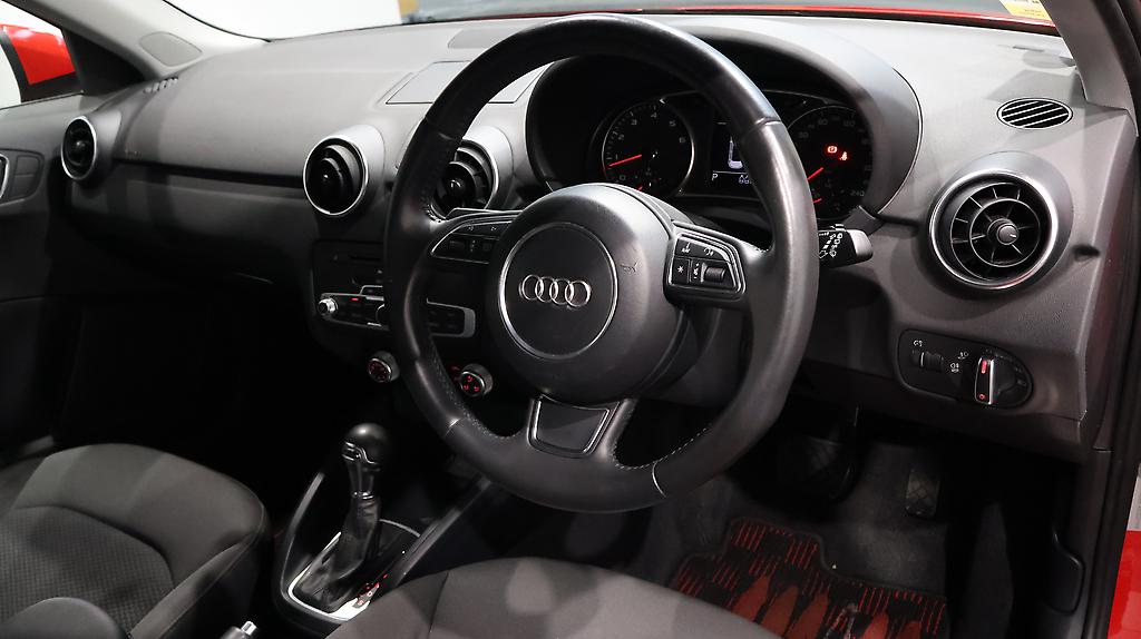 2013 Audi A1 1.4TFSI image 338589