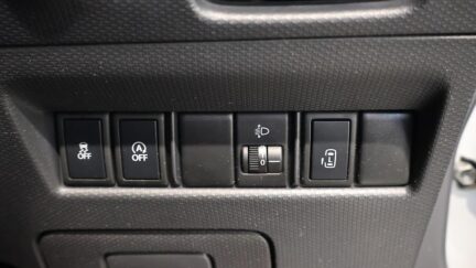 2014 Suzuki Solio X-DJE Smart Key and Reversing Camera image 337956