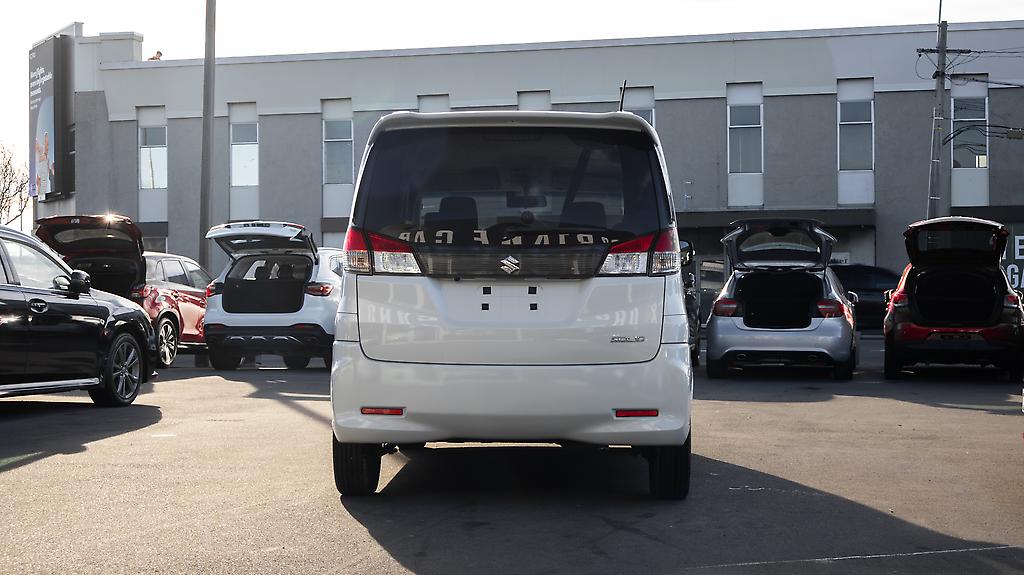 2015 Suzuki Solio Black ＆ White Edition Heated seats image 338758