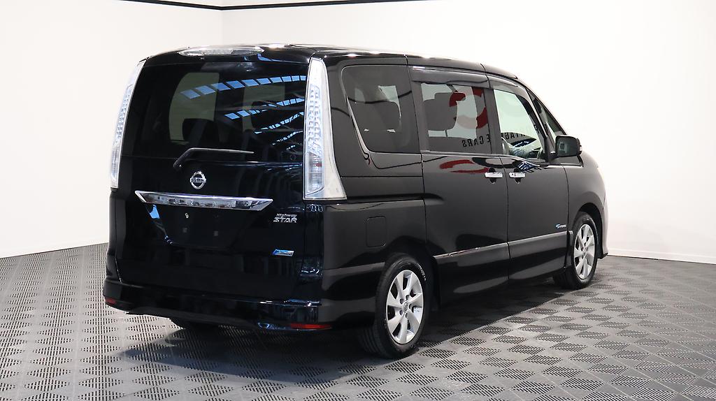 2013 Nissan Serena Hybrid Highway Star S V Selection image 337789