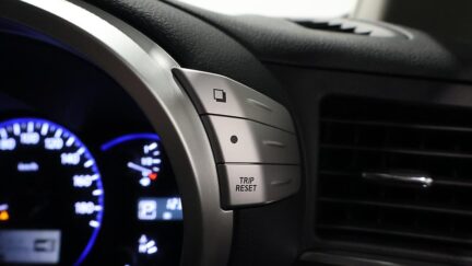 2012 Nissan Elgrand 250 Highwaystar image 338681