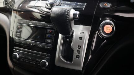 2012 Nissan Elgrand 250 Highway Star Chrome image 337450