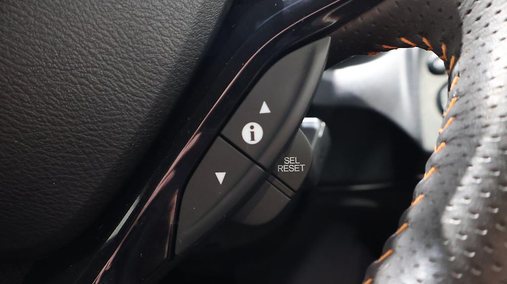 2012 Honda Fit Shuttle Hybrid Smart Selection image 338556