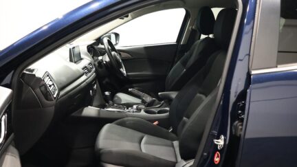 2015 Mazda Axela Sports 20S Touring image 337679