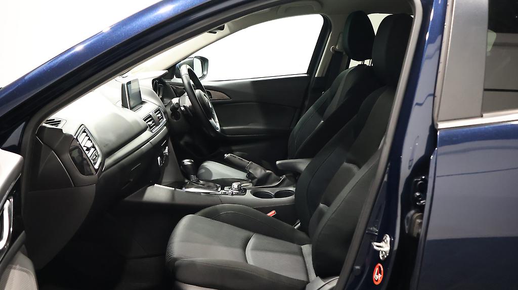 2015 Mazda Axela Sports 20S Touring image 337679