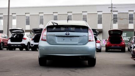 2012 Toyota Prius S Model / Push Start / Hybrid image 339166