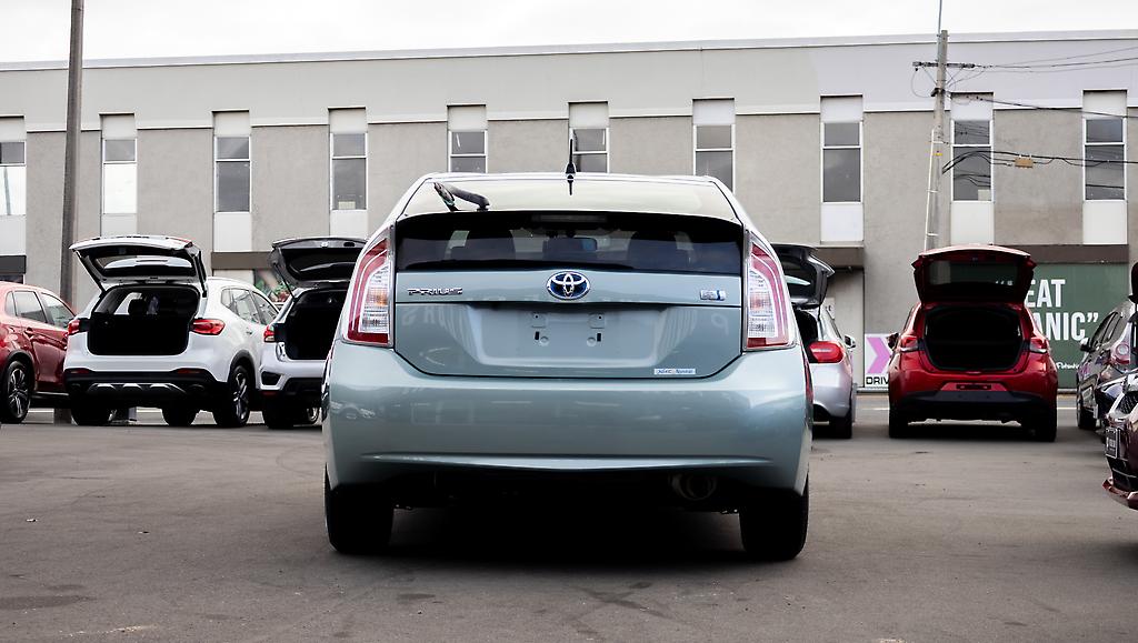 2012 Toyota Prius S Model / Push Start / Hybrid image 339166