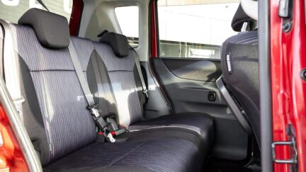 2015 Suzuki Solio Hot red EDITION image 340419