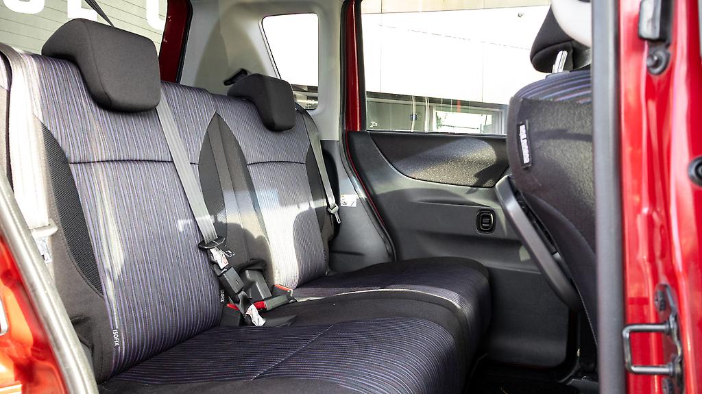 2015 Suzuki Solio Hot red EDITION image 340419