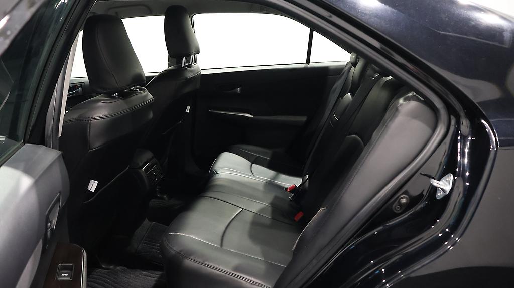 2012 Toyota Camry Hybrid G Package image 340456